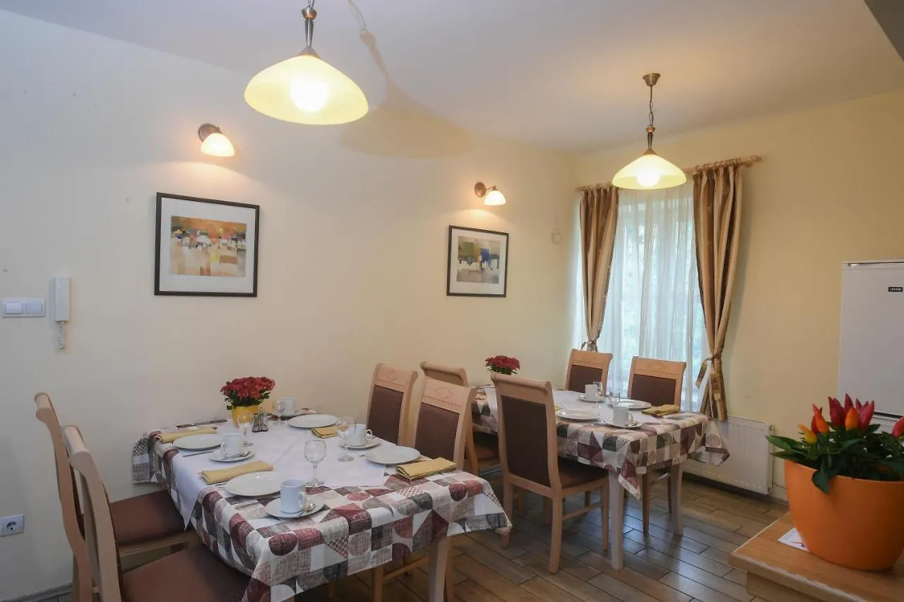 Centrum Vendeghaz Apartment Eger 0*,  Hungary