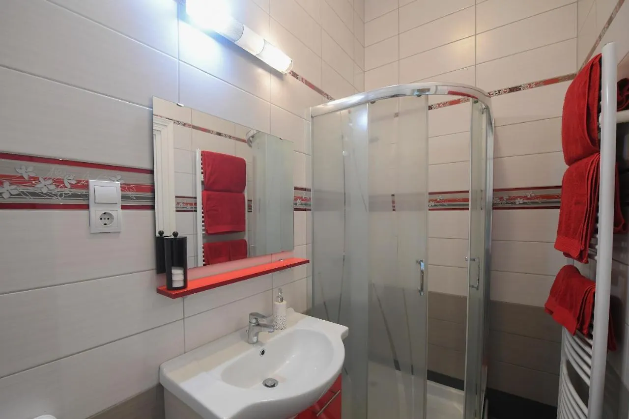 Centrum Vendeghaz Eğri